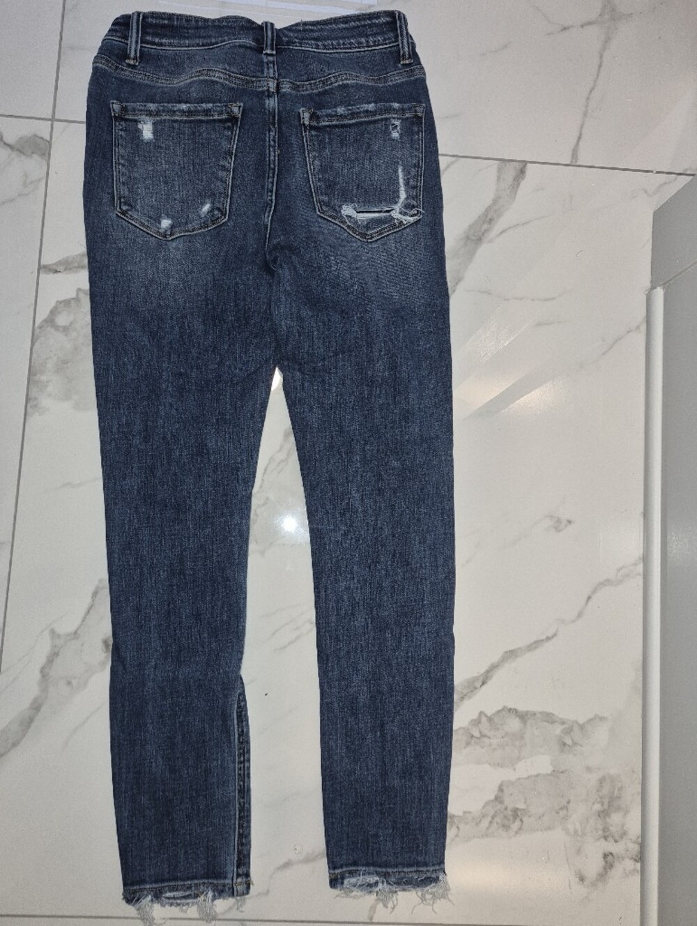 Women's Ankle Crop Jeans in Dark Blue Denim
